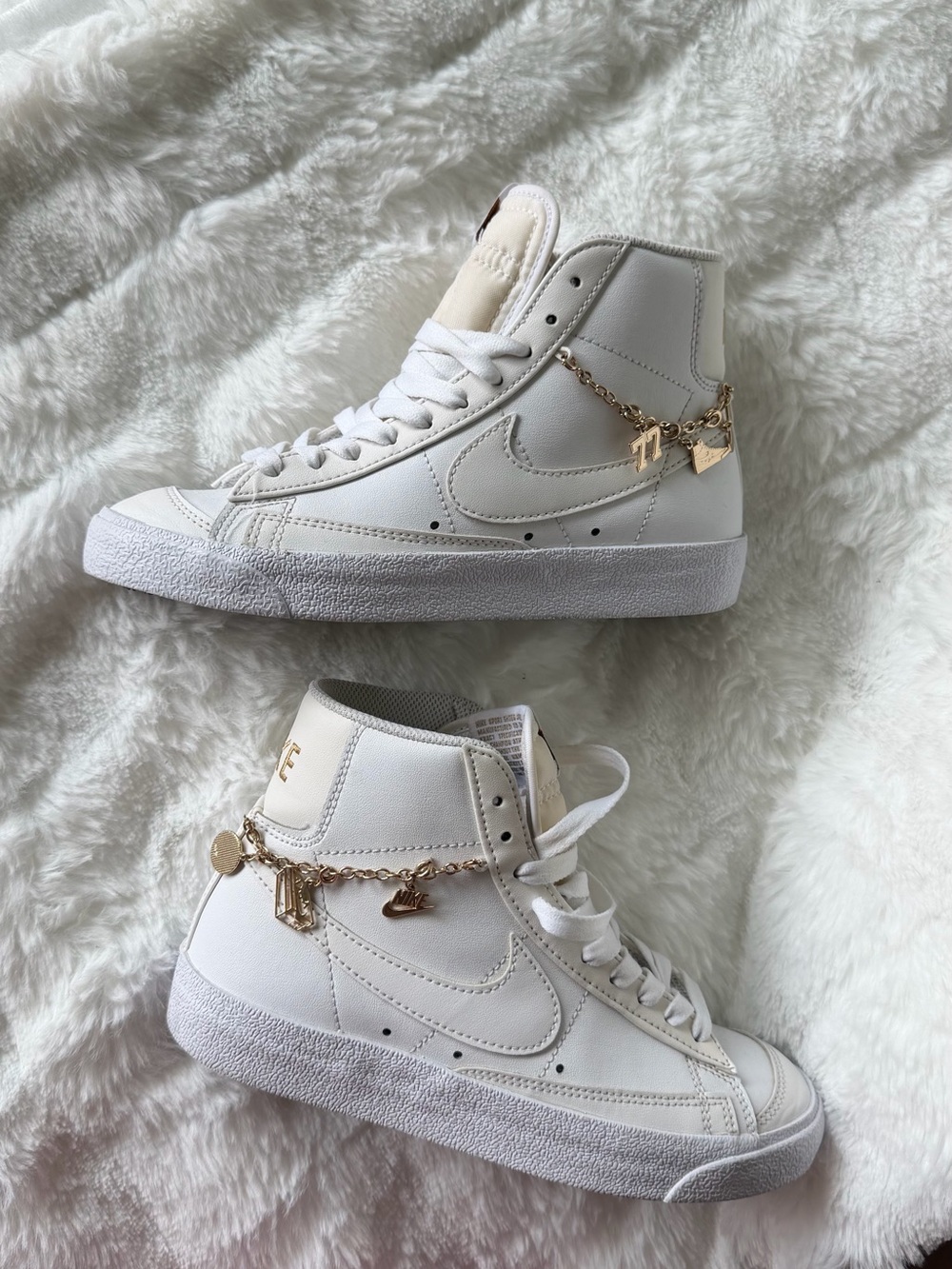 Nike Blazer Mid LX White "Lucky Charms" Women's 5.5 Casual Sneakers - Picture 1 of 3